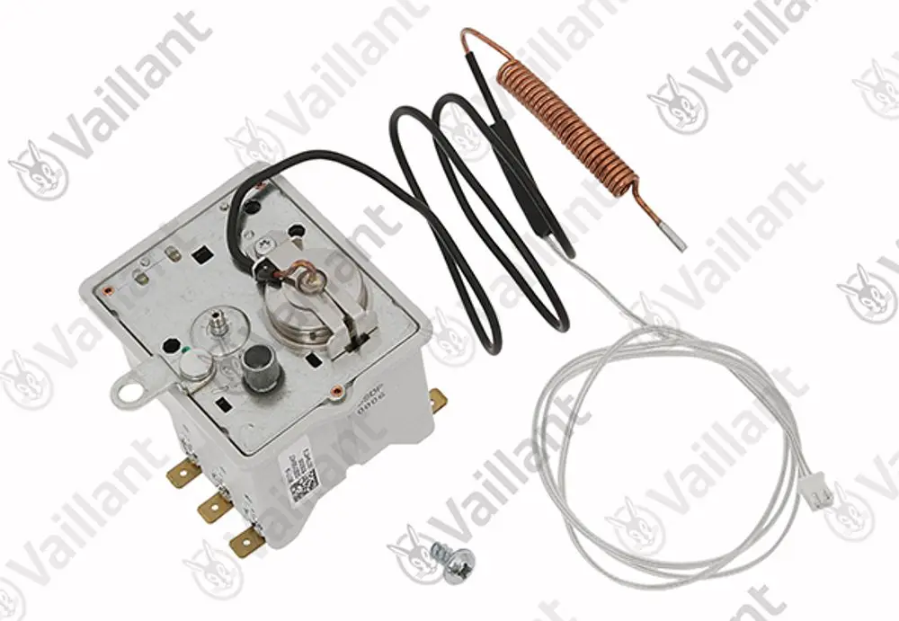 Vaillant Thermostat mit mehreren Anschlüssen und Sensoren, ausgestattet mit einer Kupferwicklung und verschiedenen Kabelverbindungen. Entwurf für Heizungssteuerung.